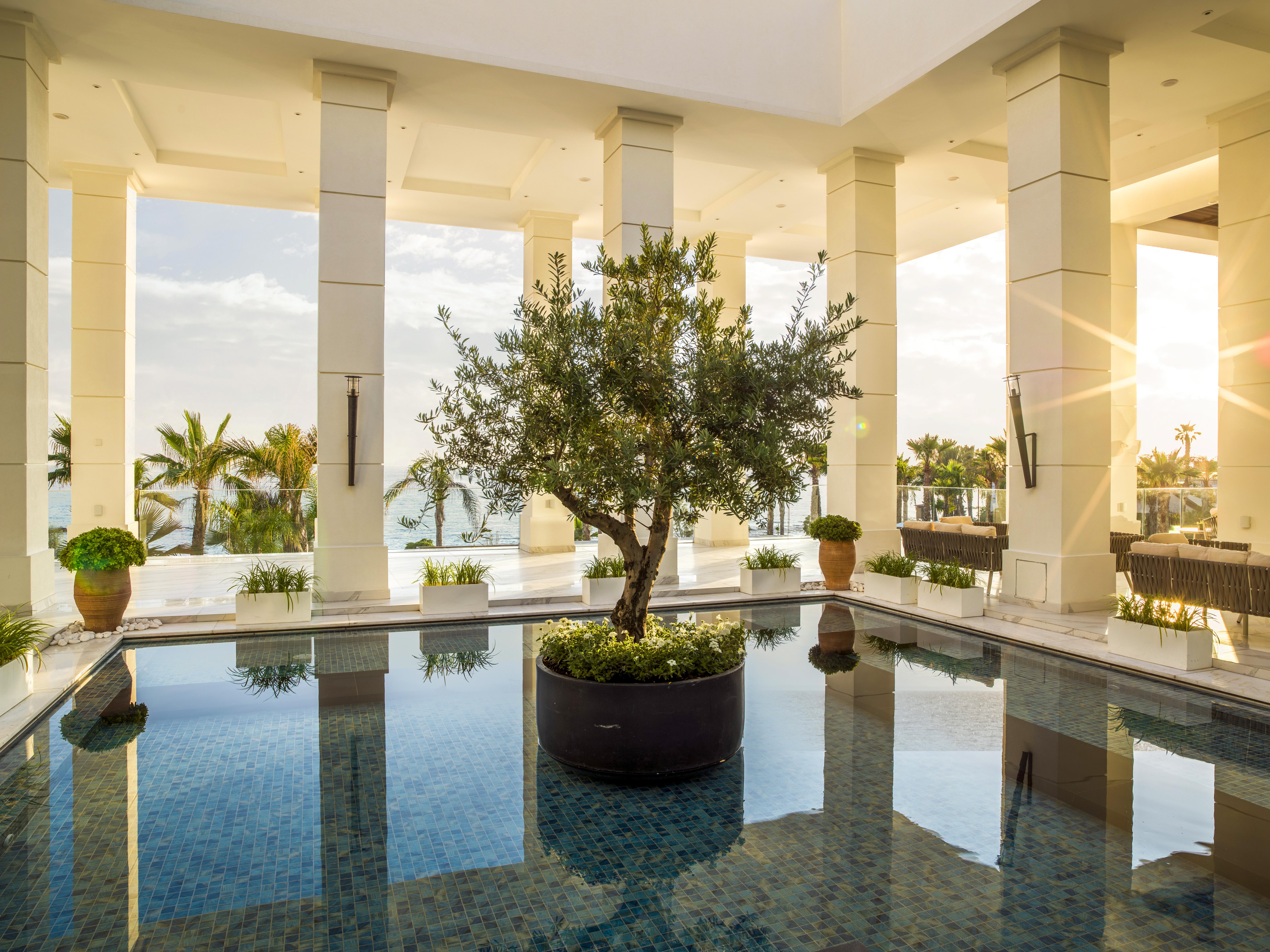 Amavi, Madefortwo Hotels - Paphos (Adults Only) Exterior foto The hotel's lobby