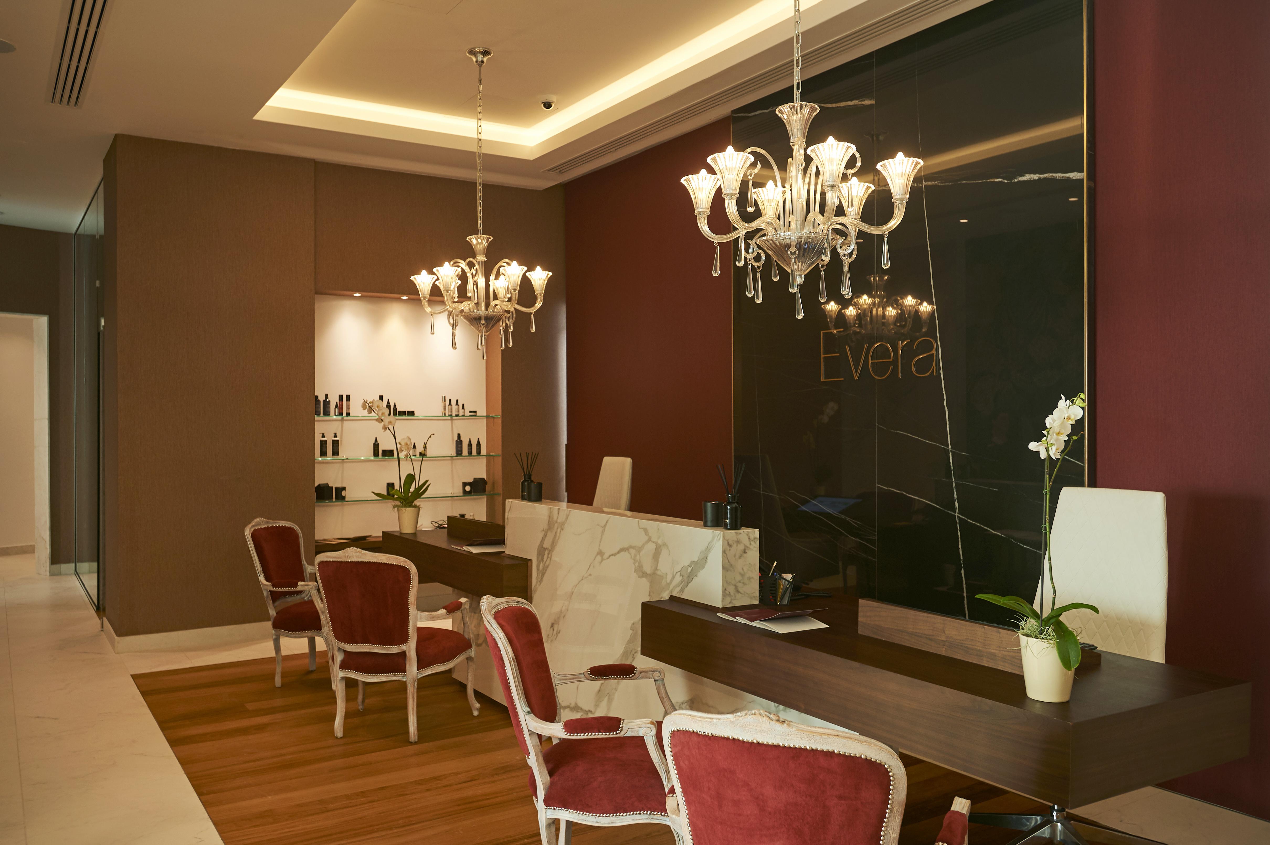 Amavi, Madefortwo Hotels - Paphos (Adults Only) Exterior foto The interior of the club