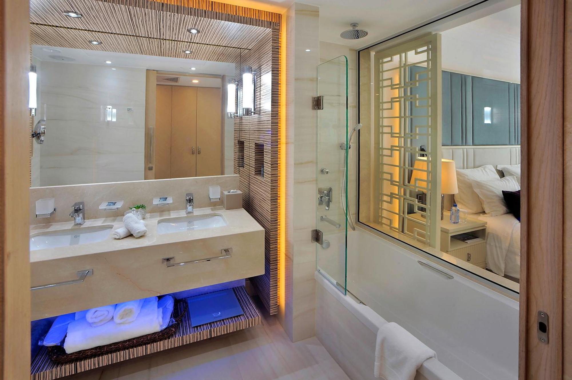 Amavi, Madefortwo Hotels - Paphos (Adults Only) Exterior foto
