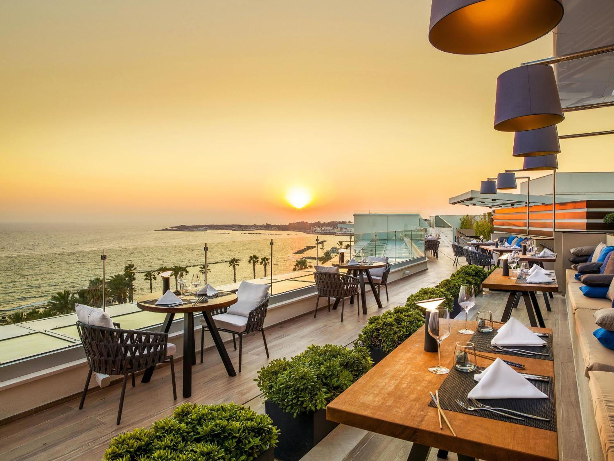 Amavi, Madefortwo Hotels - Paphos (Adults Only) Exterior foto
